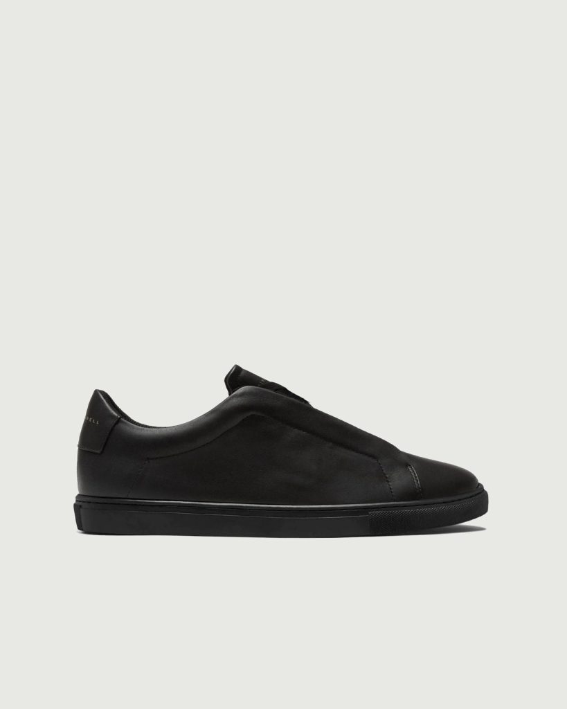 Low 1 Laceless | Jet Black